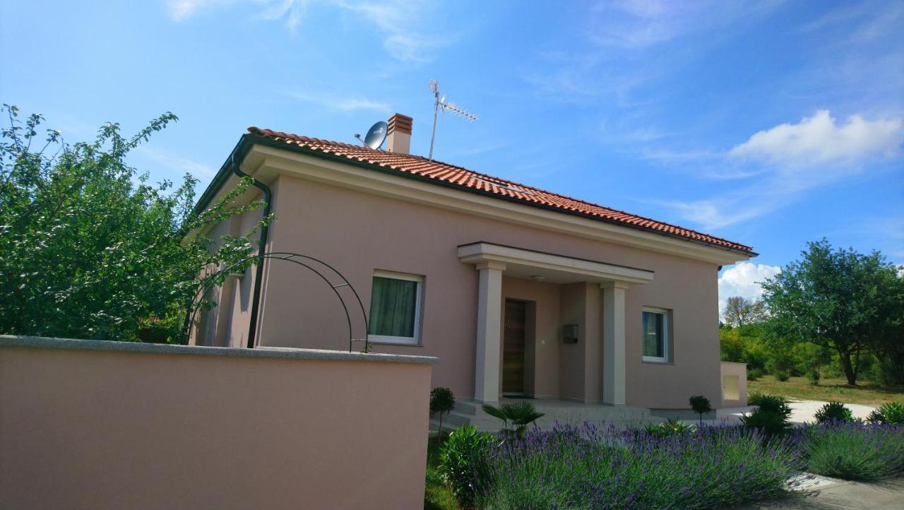 Holiday home Vacation Bokan Pula